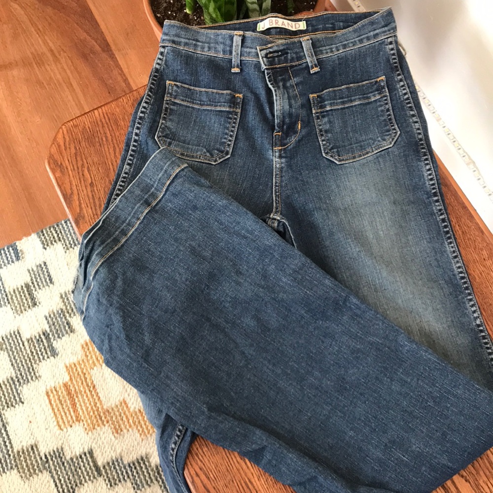 J Brand Wonderama Flare Leg Jean size 26x35